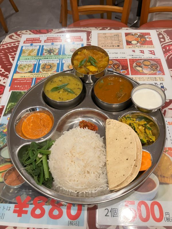 京都 ミニ・ネパールのダルバート