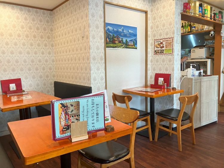 京都でダルバートを食べられるキラン出町柳店の内装